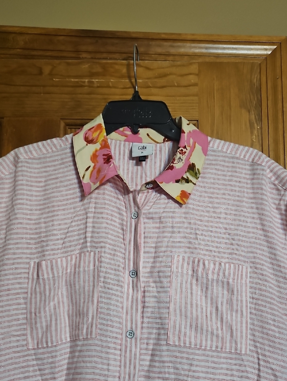 Cabi Striped Pink Linen Blend Button-Front Floral Top - Picture 4 of 7